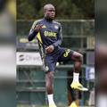 Fenerbahçe'de yeni transfer N’Golo Kante, ilk antrenmanına çıktı.