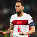 Hakan Çalhanoğlu'ndan Fatih Terim ve Şenol Güneş'e tarihi çağrı