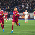 Roma taraftarları Serie A'da 100. maçına çıkan Zeki Çelik'i yuhaladı