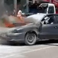Erzurum'da seyir halindeki otomobilde yangın