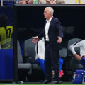 Deschamps'tan hakem tepkisi: 'Dünya Kupası yarı finalini yönetecek seviyede mi?'