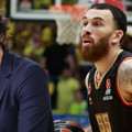Anadolu Efes'in yeni yıldızı Mike James İbrahim Kutluay'a tepki gösterdi