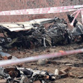 Turistleri taşıyan uçak düştü: Kurtulan olmadı