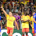 Fransa'da tarihi şampiyonluk: Lens PSG'yi devirerek kupaya uzandı