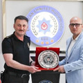 Albay Aslan’dan veda ziyareti