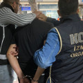 İzmir'de 19 yıl 9 ay hapis cezası bulunan firari yakalandı