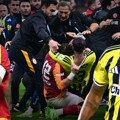 Abdülkerim Bardakcı ve Archie Brown’dan kavga sonrası açıklamalar: "Videoyu izlerseniz görürsünüz"