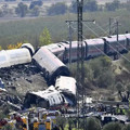 İspanya'da iki hızlı trenin çarpıştığı kazada ölü sayısı 68'e yükseldi