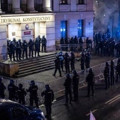 Polonya’da siyasi kriz: Muhalefet sokağa indi, polis harekete geçti
