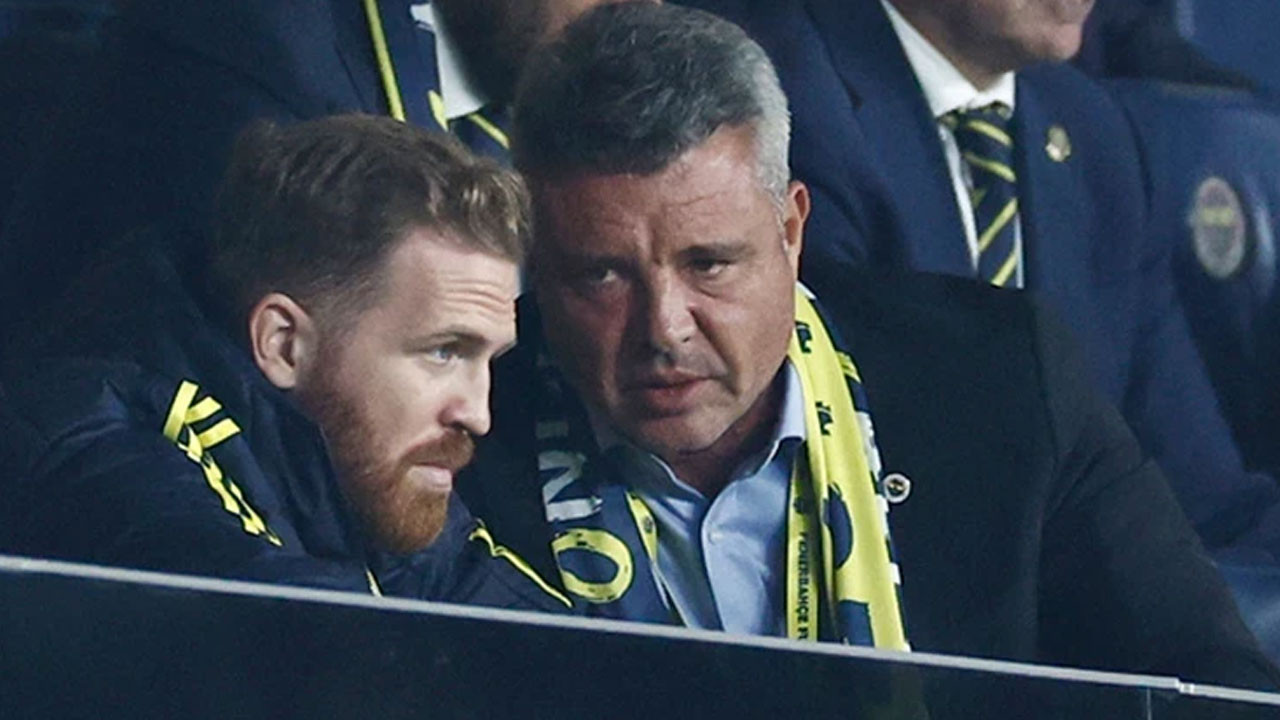 Fenerbahçe'nin görevine son verdiği Devin Özek'e büyük ilgi
