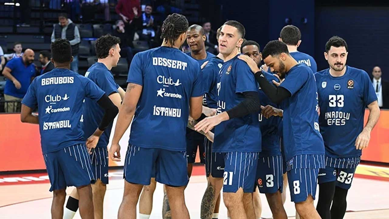 Anadolu Efes İsrail'e gitmiyor! Resmi açıklama geldi: Maç komşuda oynanacak
