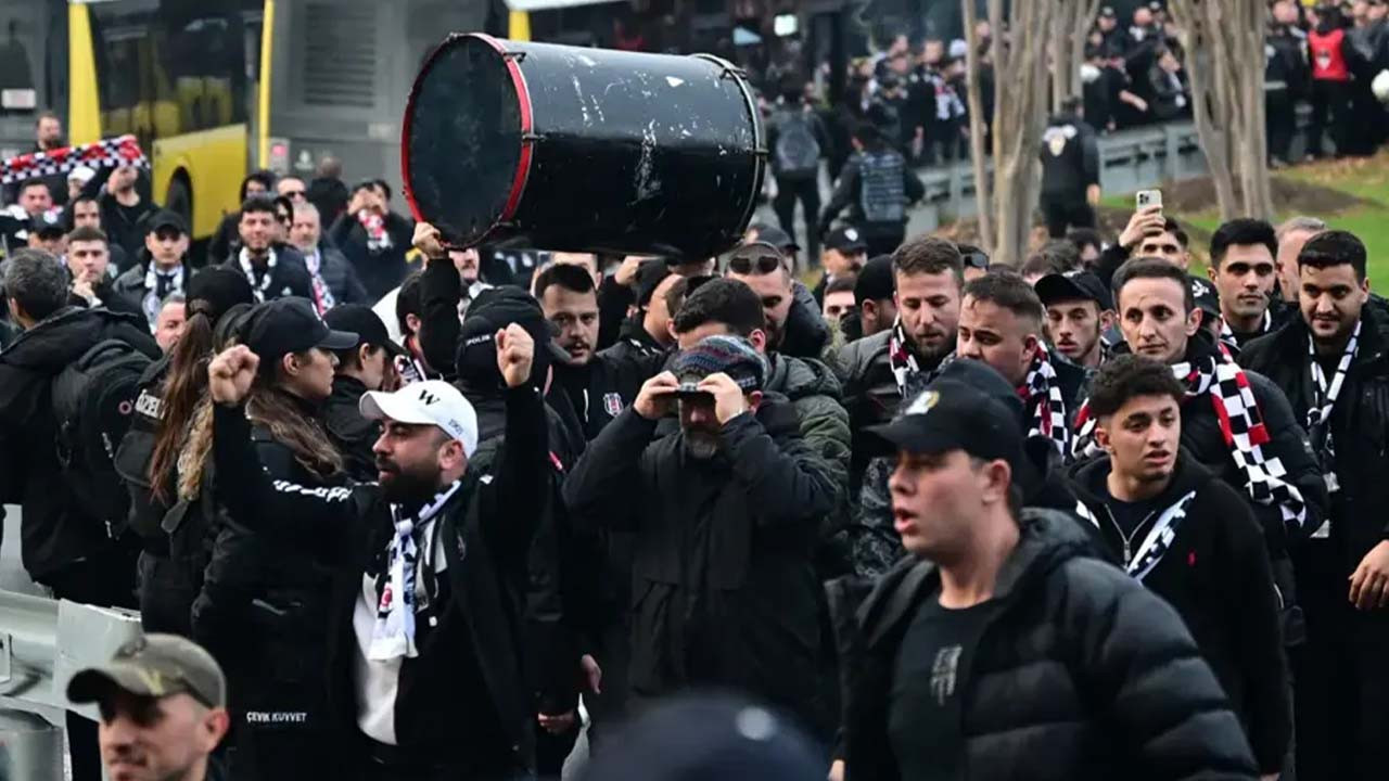 Beşiktaş taraftarı Kadıköy'de