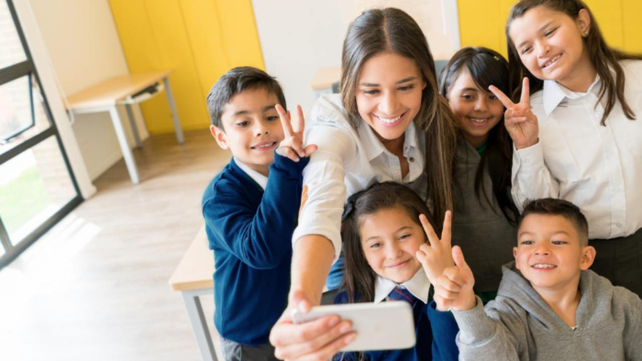 Bakanlık şikayetler sonunda hareke geçti: Fenomen öğretmenlere inceleme