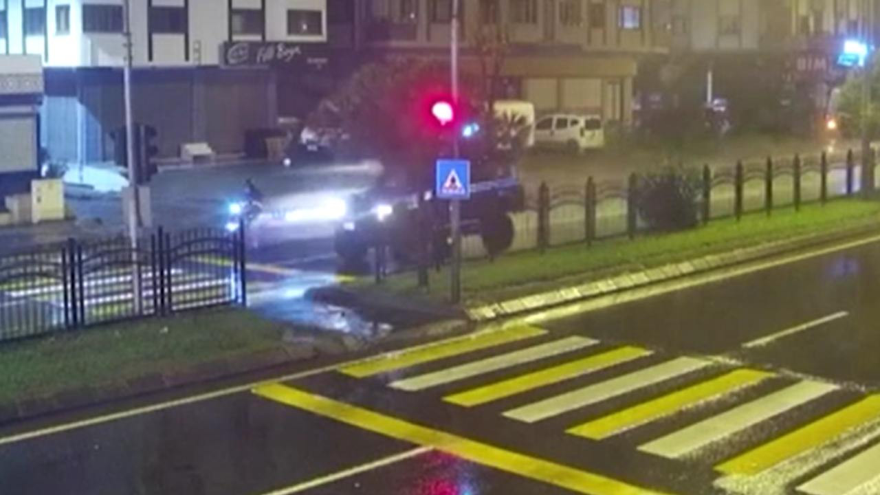 Alkollü, ehliyetsiz, sabıkalı şahıs çaldığı araçla dehşet saçtı