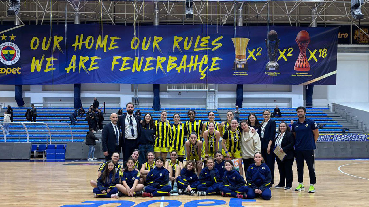 Fenerbahçe Opet durdurulamıyor: 49 sayı fark!