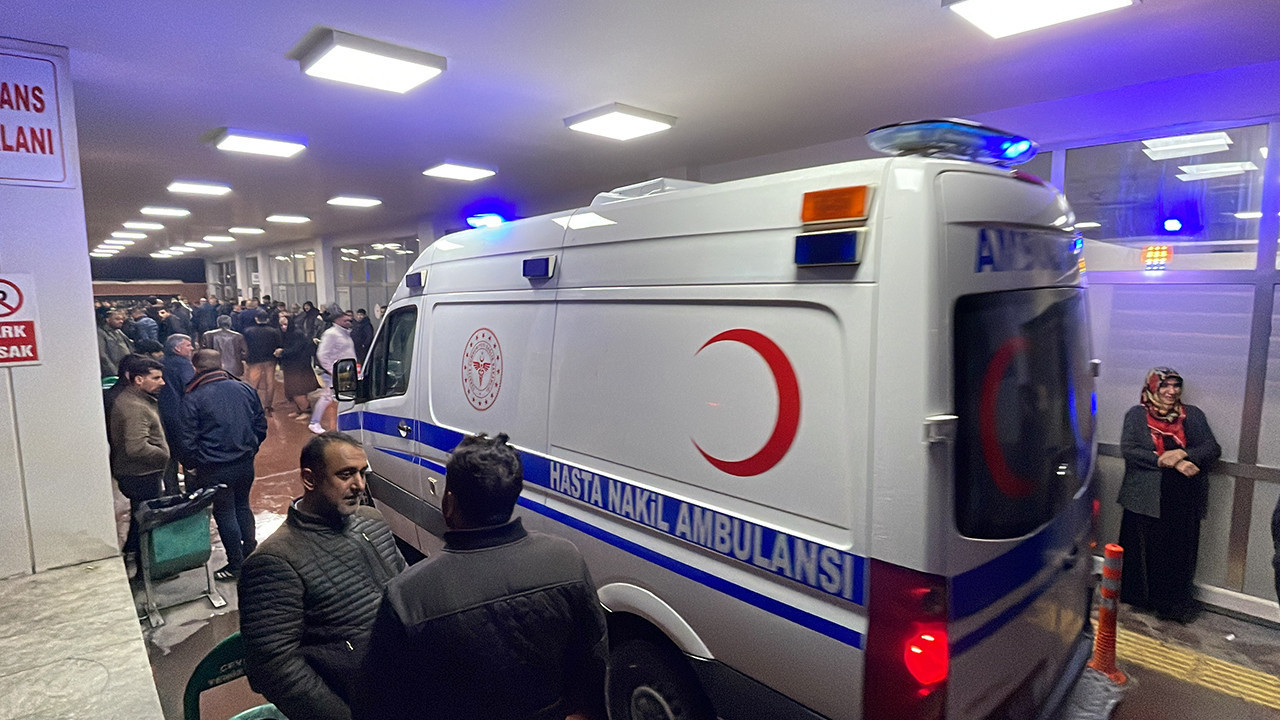 Sipariş teslimi kanlı bitti! Kurye iki kardeşi bıçakladı