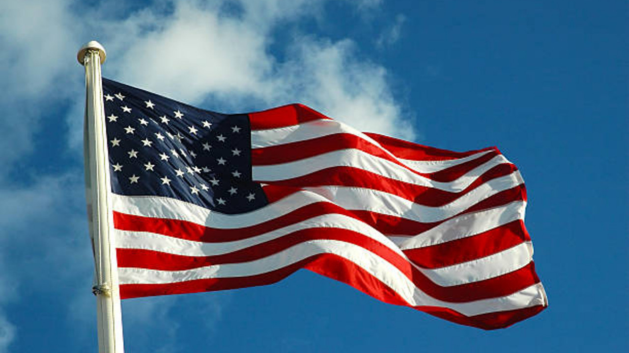 ABD’de iki helikopter havada çarpıştı