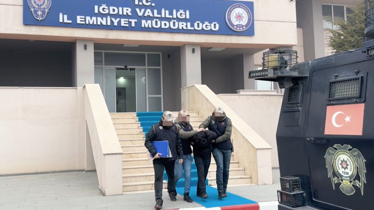 Sosyal medyada IŞİD'i övdü, yakalandı