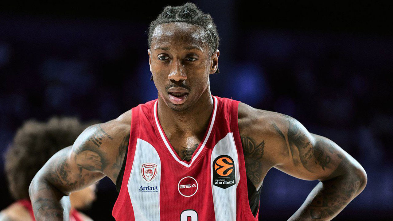 Anadolu Efes'ten kısa rotasyonuna takviye! Saben Lee resmen imzayı attı