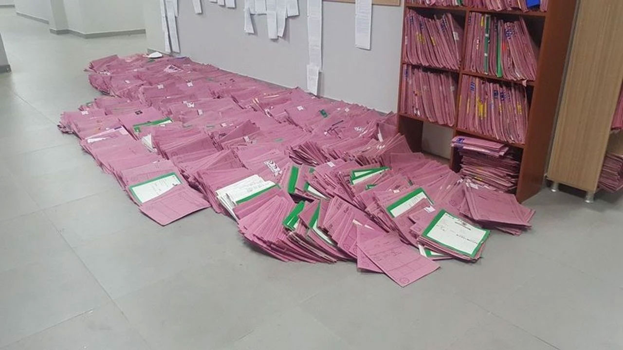 Borç krizindeki vatandaşlar icralık oldu: Her gün 30 bin yeni dosya geliyor