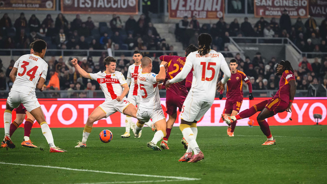 Roma yılın son maçını güle oynaya kazandı