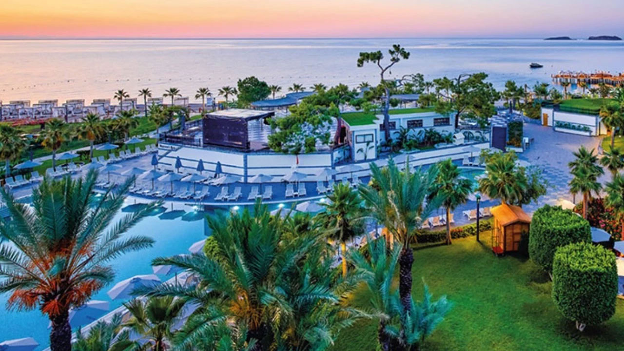 Türkiye’nin en büyük otellerinden biri satışa çıktı: Sahibi tutuklanmıştı