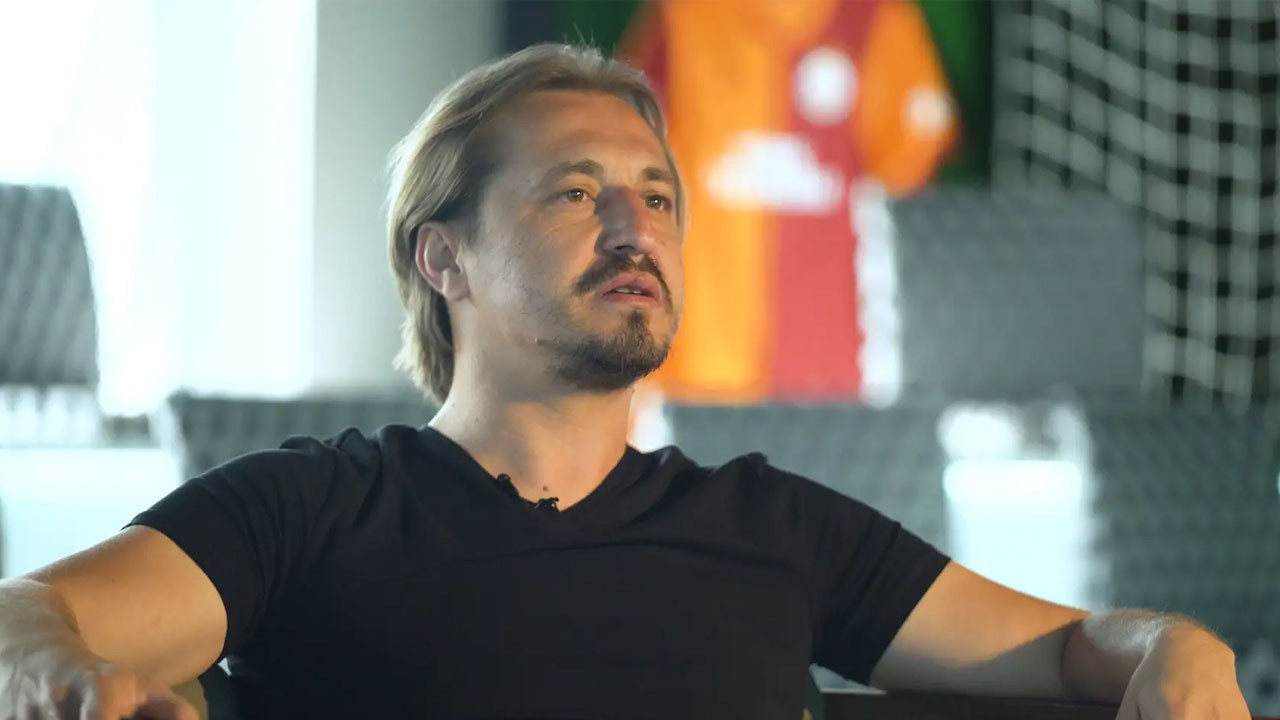 Galatasaray'da yeni yıla saatler kala sürpriz ayrılık!