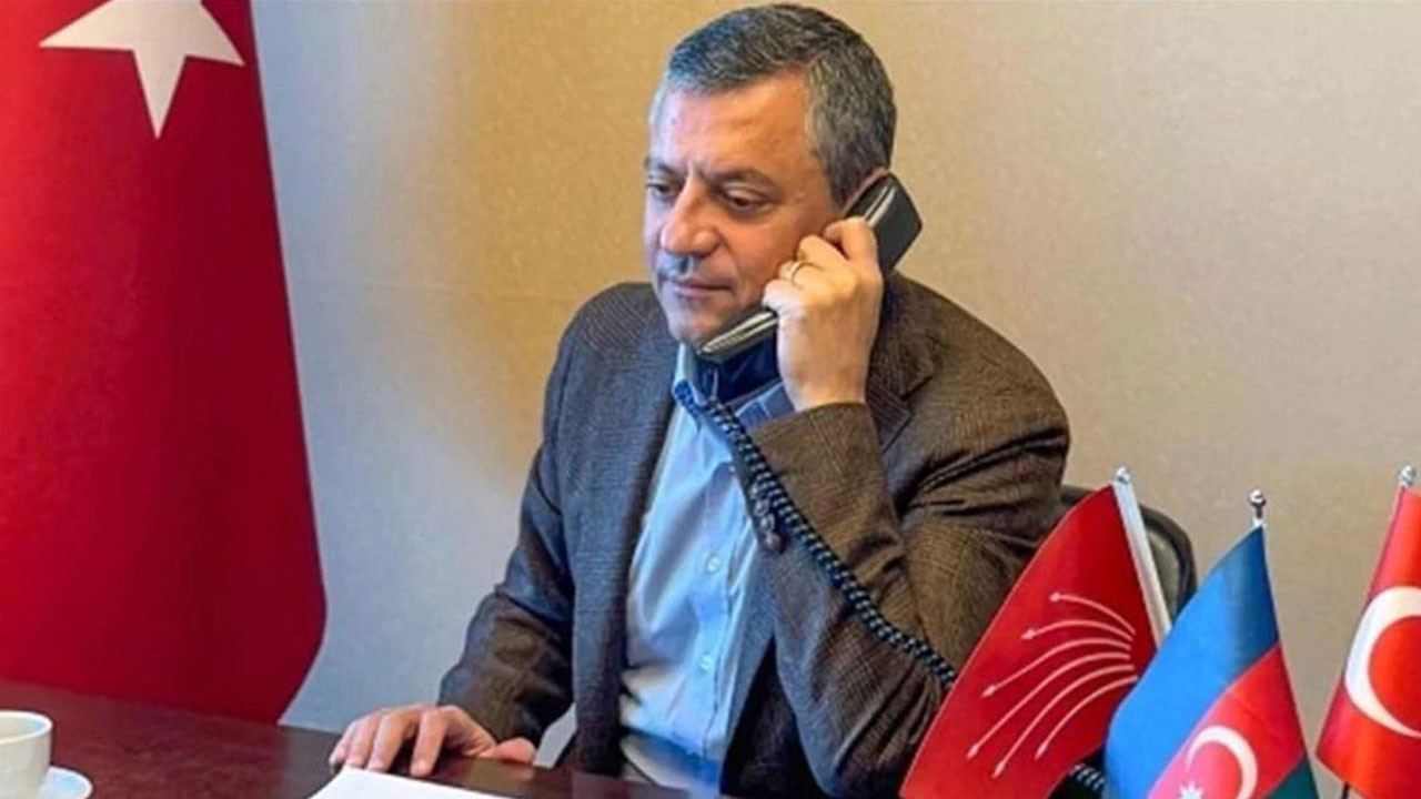 Özgür Özel'den siyasilere yeni yıl kutlaması! Bir tek o ismi aramadı