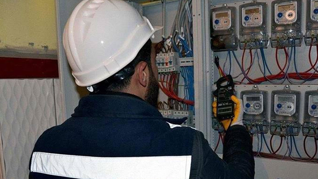 Elektrik sayaçları tek tek sökülecek: Tarih belli oldu