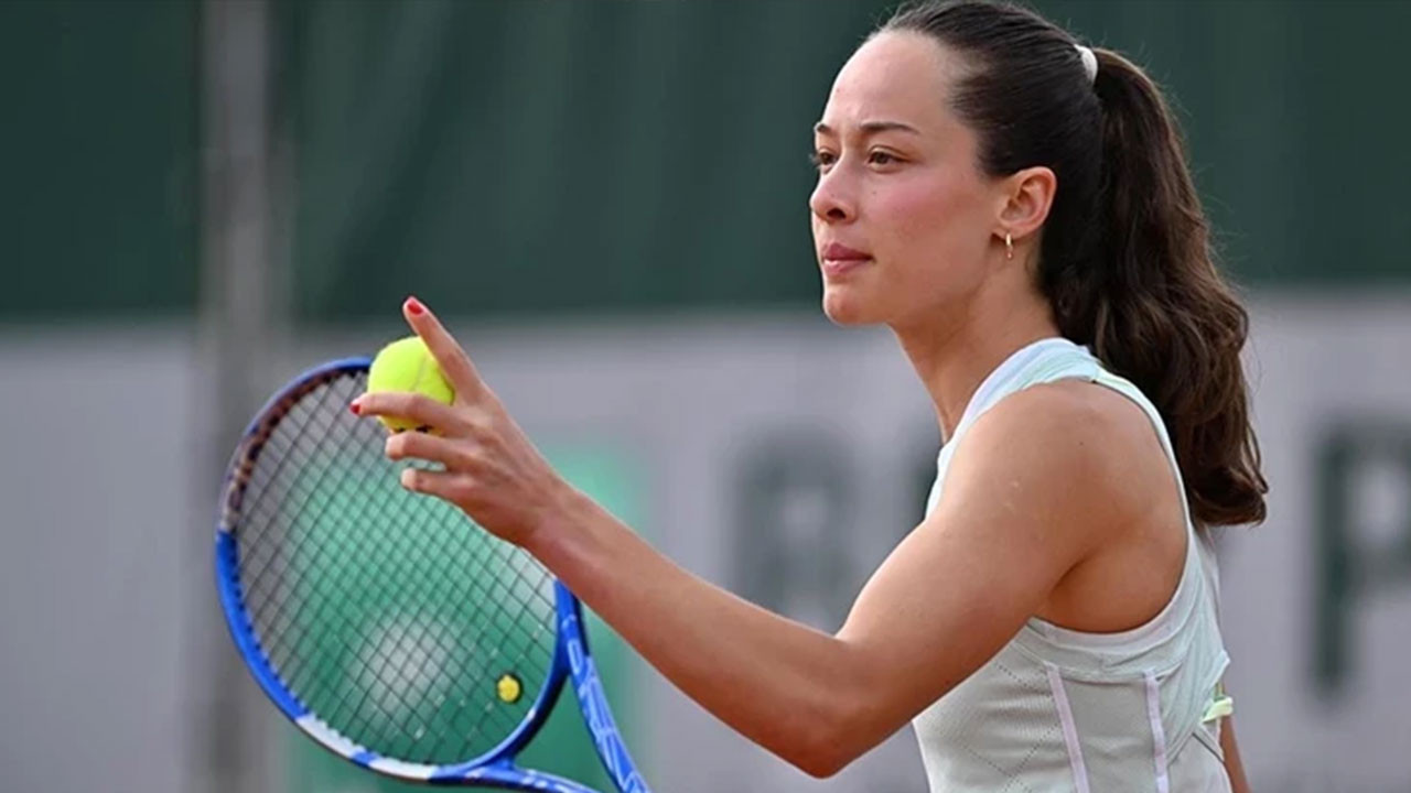 Milli tenisçi Zeynep Sönmez Avustralya'da final turuna kaldı