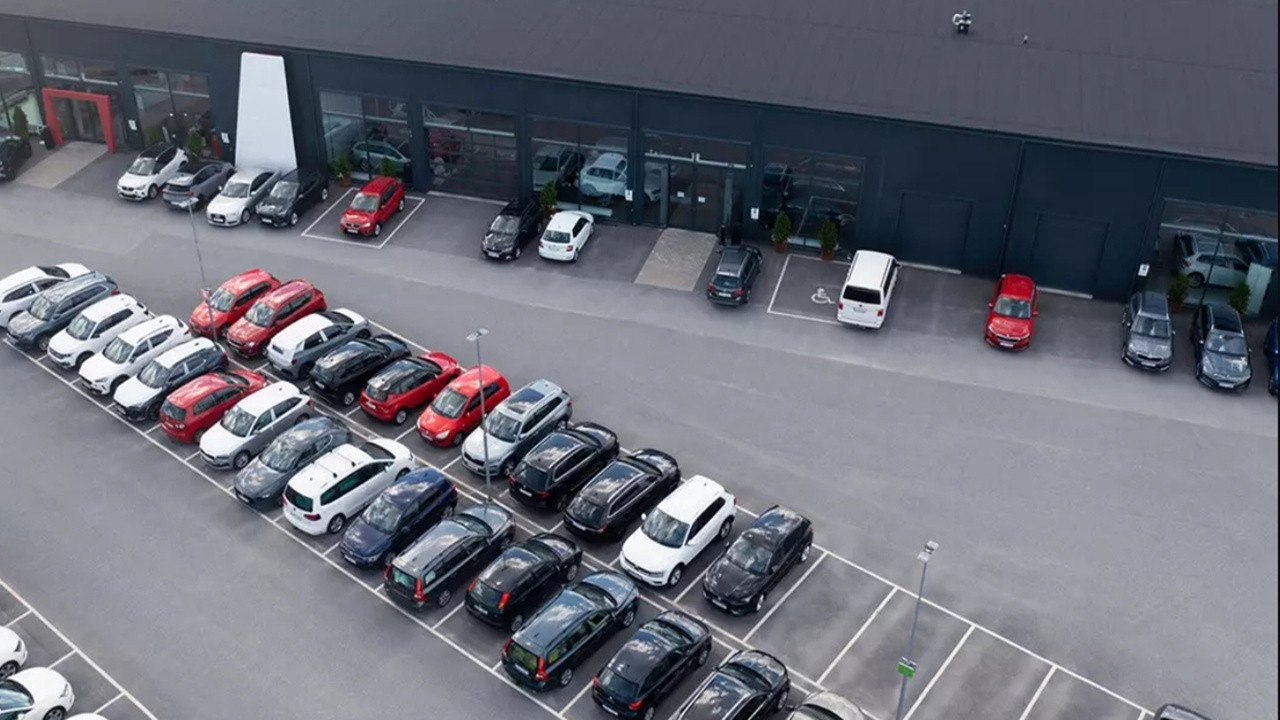 Otomotiv devinden Türkiye kararı. Satışlar durduruldu