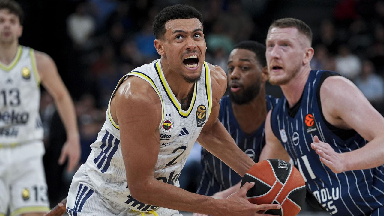 EuroLeague’de Türk gecesi: Efes içeride, Fenerbahçe dışarıda