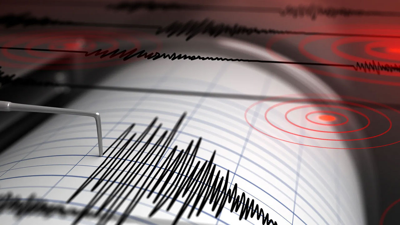 Japonya'da 6,2 büyüklüğünde deprem