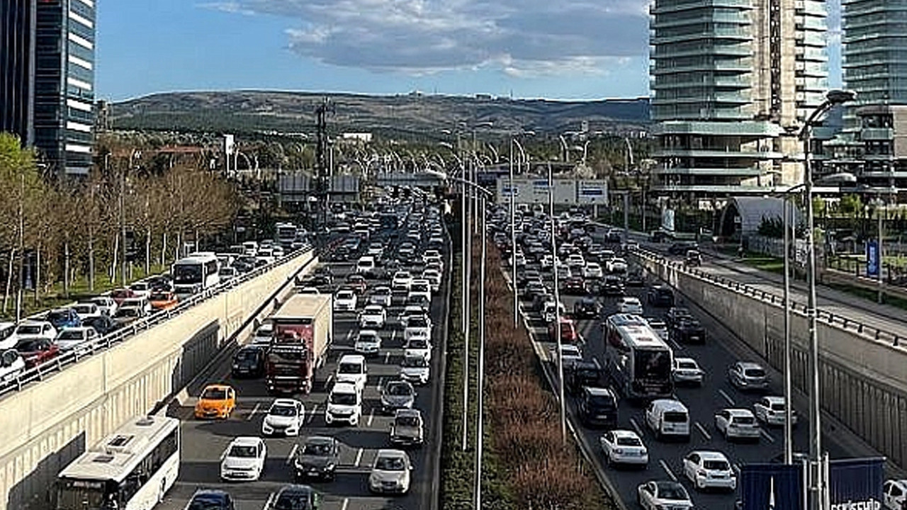 Başkent’te trafik alarmı veriyor: Uzman uyardı ‘Acil önlem alınmalı’