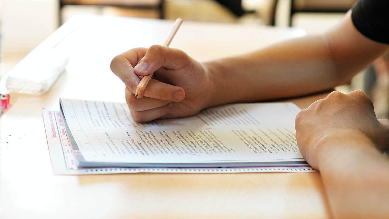Milyonlar bekliyordu. 2026 sınav maratonu başlıyor. YKS ve KPSS tarihleri belli oldu