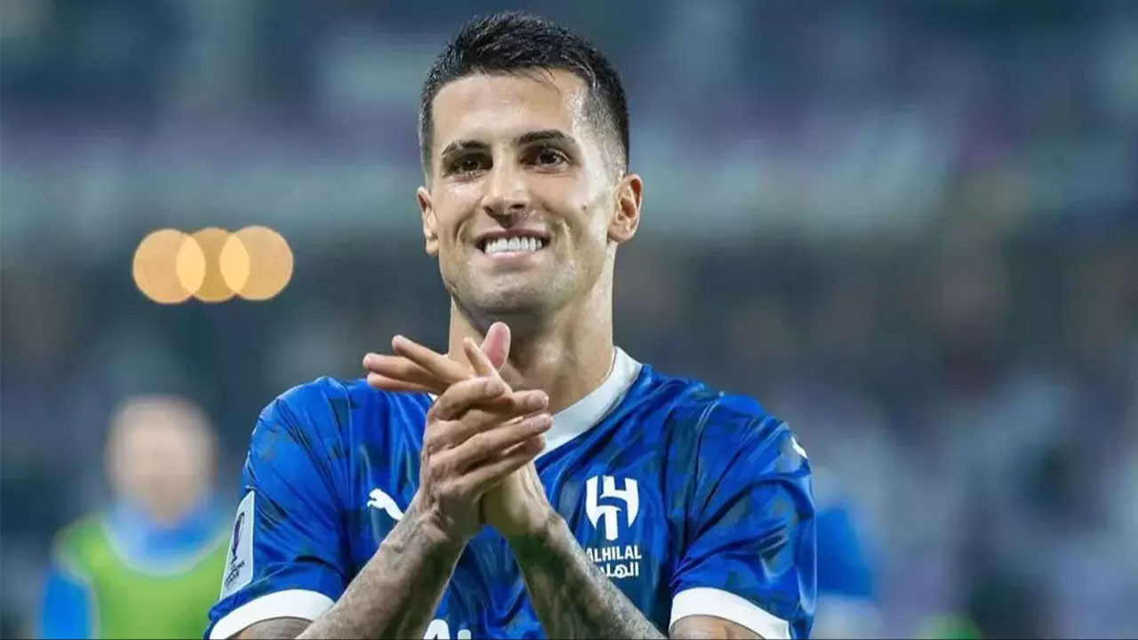 Barcelona, eski futbolcusu Cancelo’yu transfer ediyor