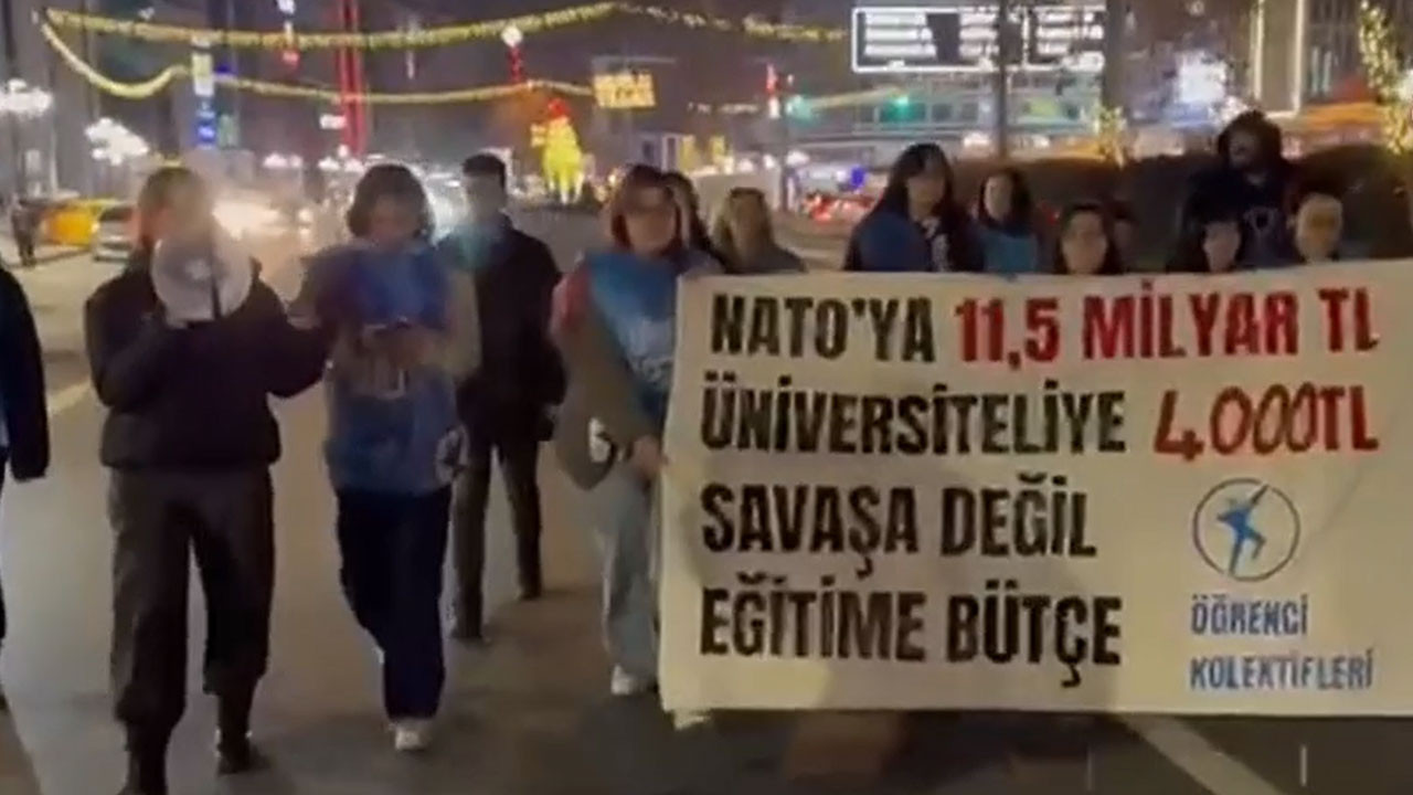 Burs zammı sonrası öğrenciler sokağa indi: Çok sayıda gözaltı