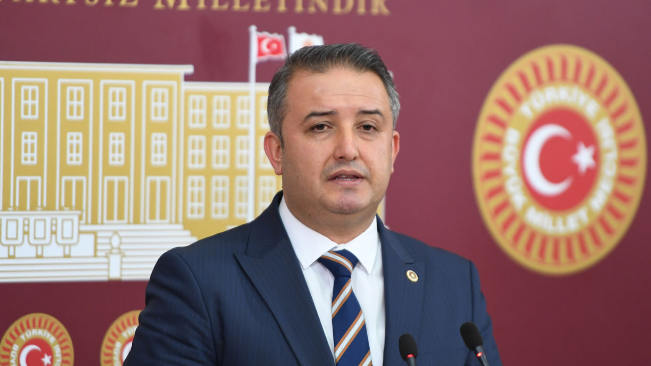 Geçeceği partiyi bu sözlerle duyurdu: Yuvamıza dönüyoruz