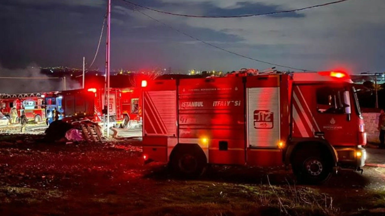 İki iş yeri alev alev yandı