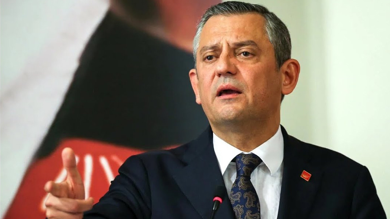 Özgür Özel, iktidara teşekkür eden vekillerini fırçaladı