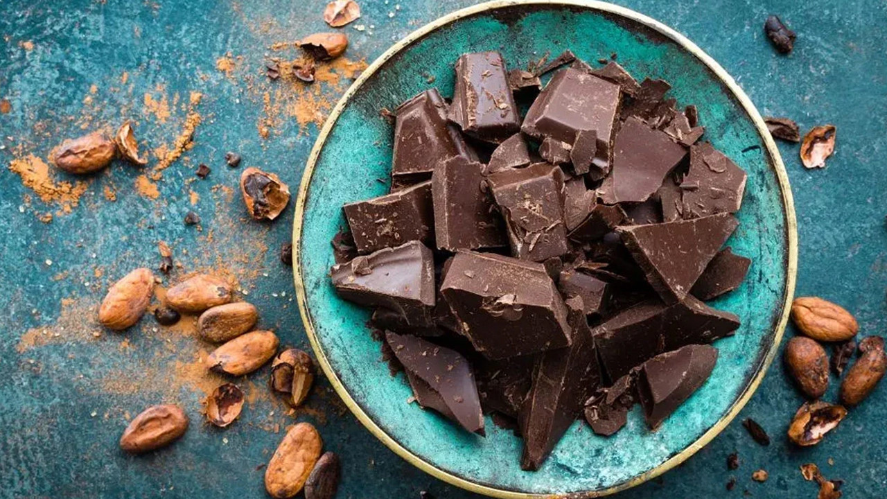 Düzenli bitter çikolata tüketiminin mucize faydaları