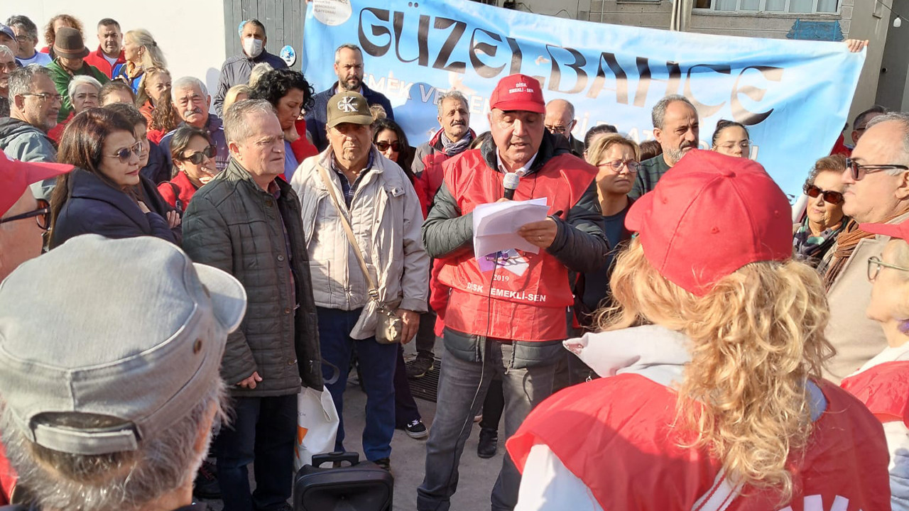 Güzelbahçe’de emeklilerden "trampetli" isyan: "Sadaka değil, insanca yaşam istiyoruz."