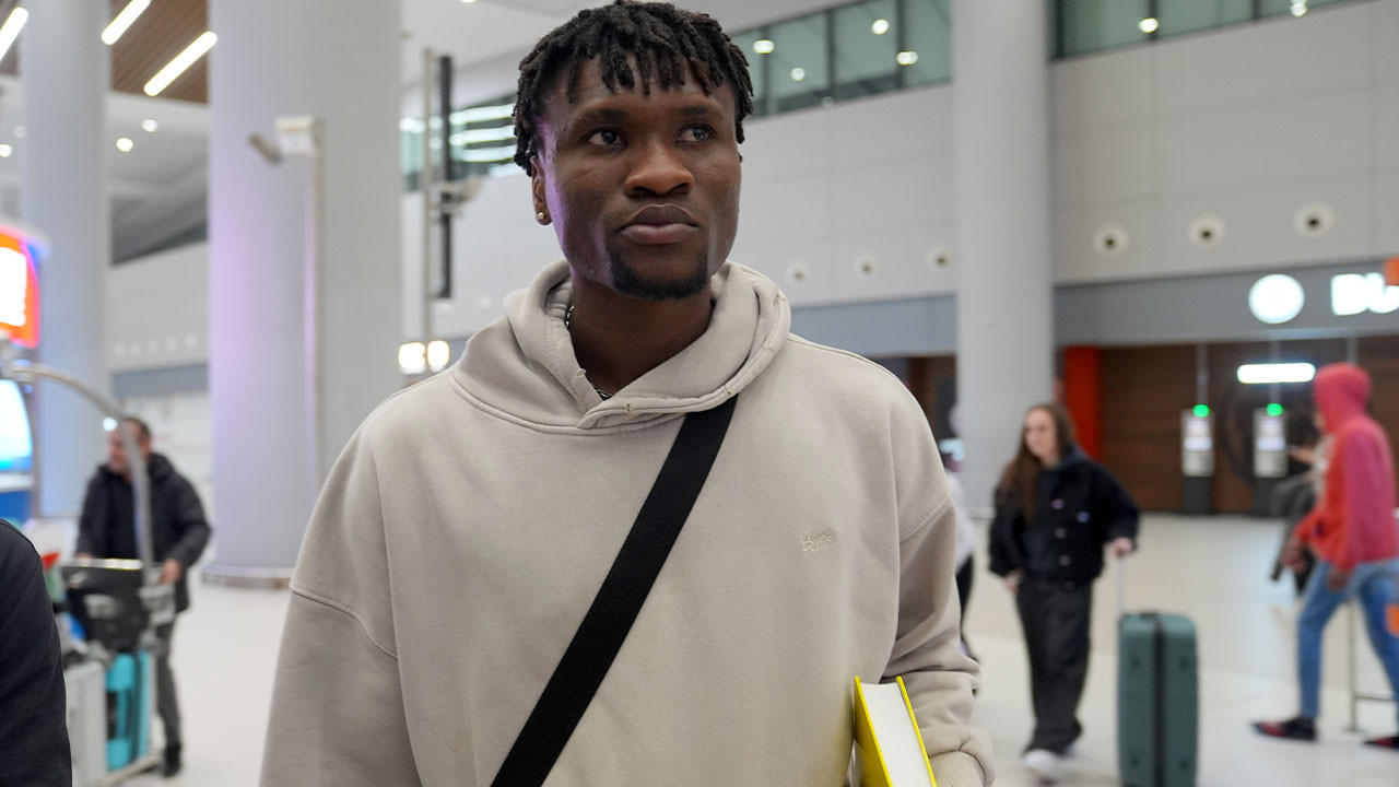 Trabzonspor'un yeni transferi Nwaiwu İstanbul'a geldi: İşte ilk sözleri...