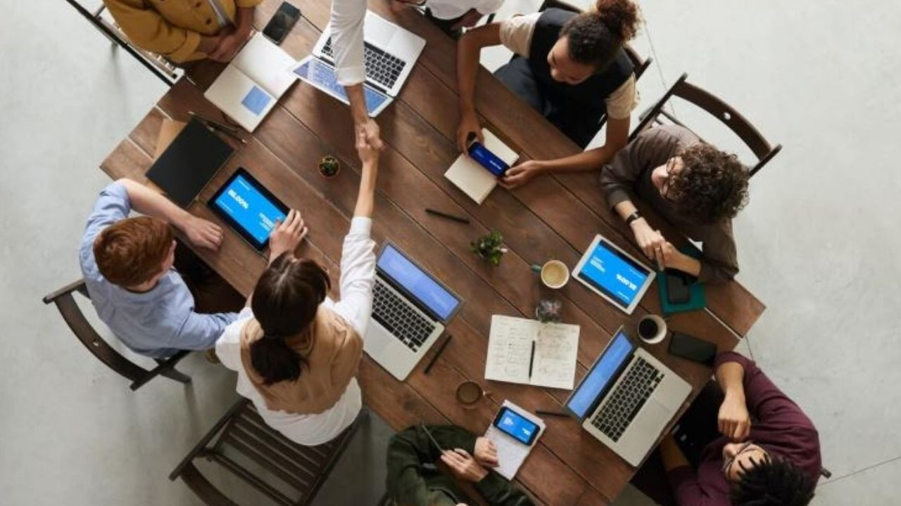 Üye olurken bir daha düşüneceksiniz: İşte en garip dernek isimleri