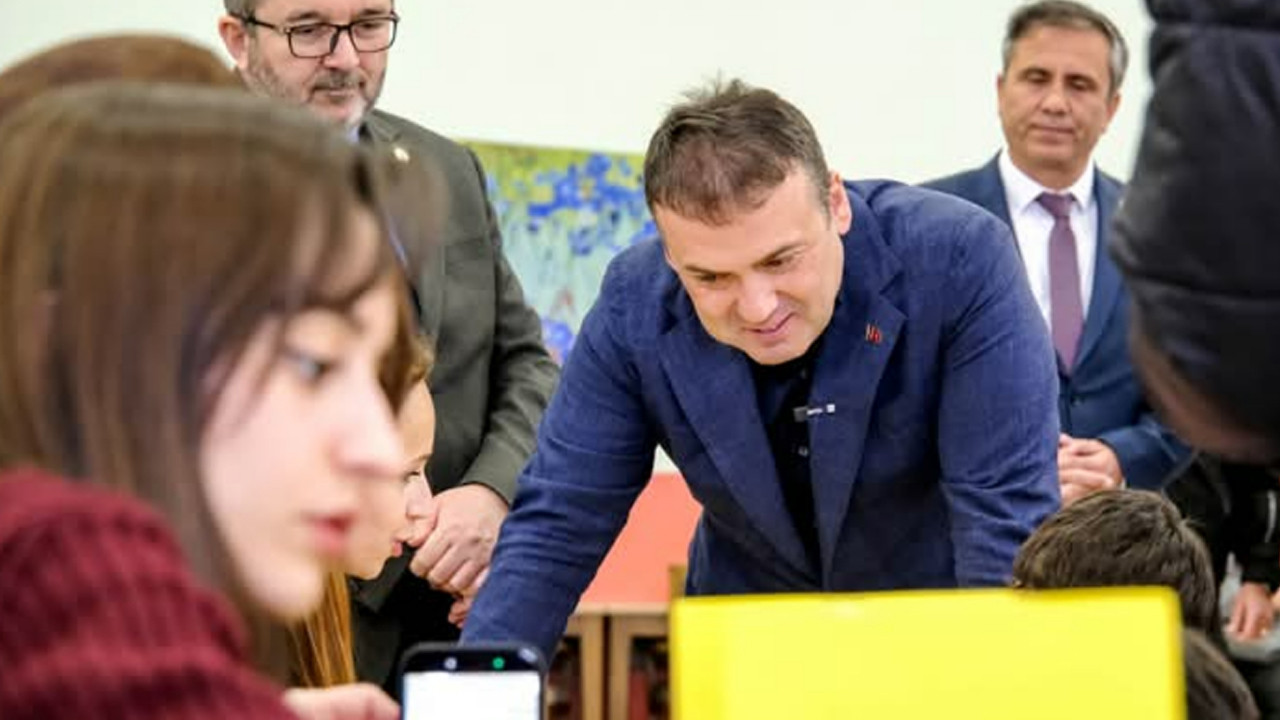 Vali Sözer BŞEÜ'de düzenlenen etkinliklere katıldı