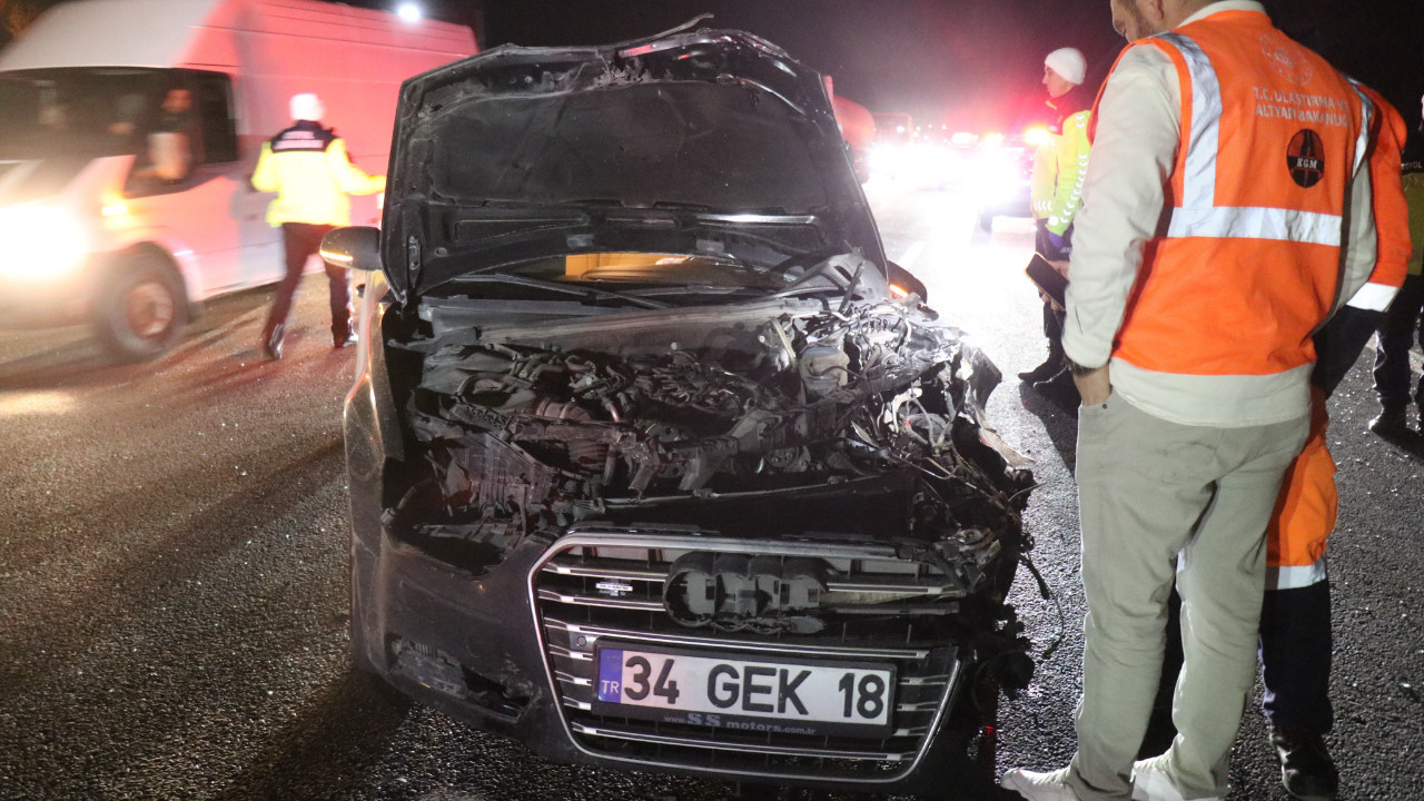 Anadolu otoyolu Sakarya geçişinde feci kaza: 1 ölü, 3 yaralı