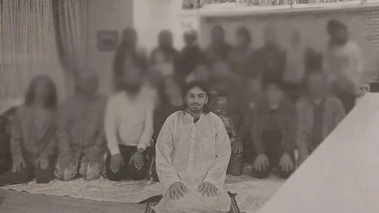 Kendini Hz. Ali olarak tanıttı üzerine fabrika kurdurttu