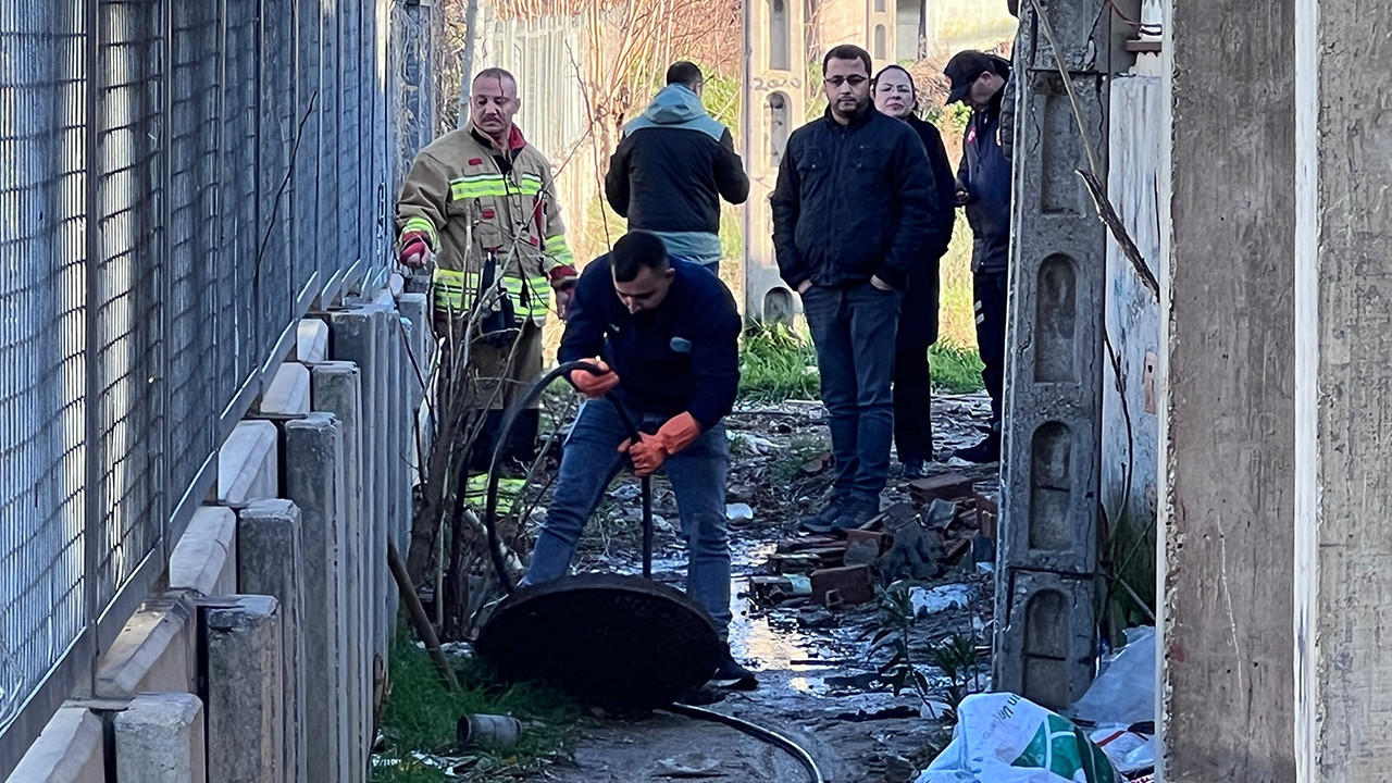 Manisa'da korkunç ihbar: Rögarda bebek görüldü: Arama çalışmalarına başlandı