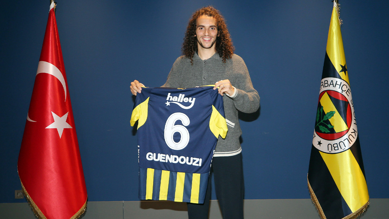 Fenerbahçe'nin yeni transferi Guendouzi imzayı attı, şampiyonluk mesajı verdi