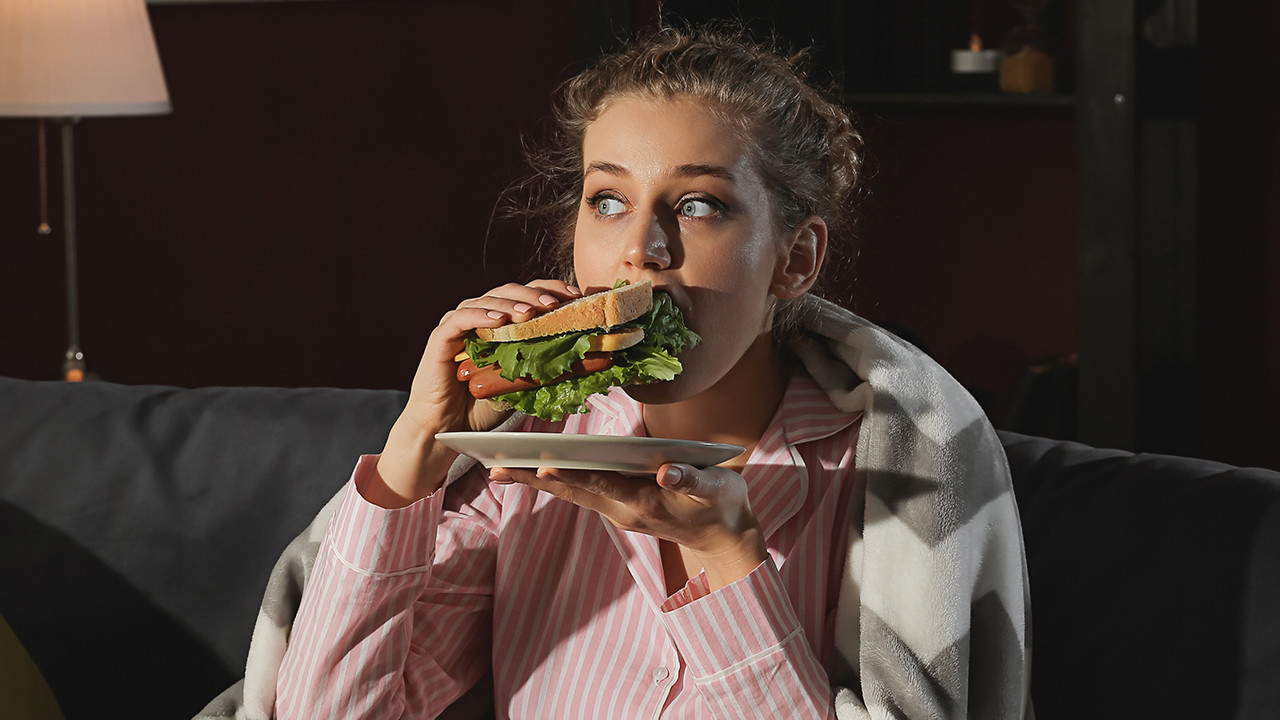 Gece yemeği kalbi vuruyor... Uzmanlar uyardı